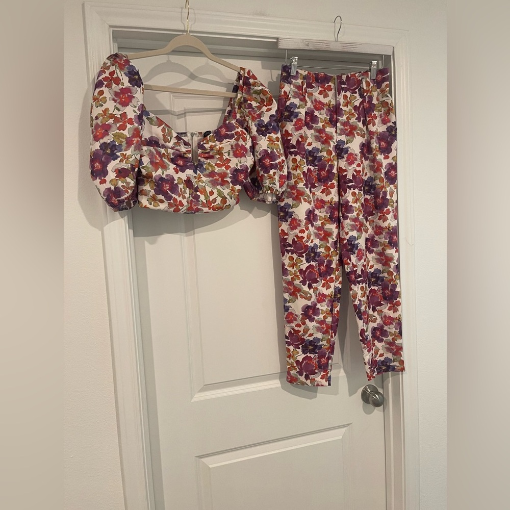 Floral Two Piece Pants Set